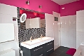 Badkamer zwart wit en roze 3
